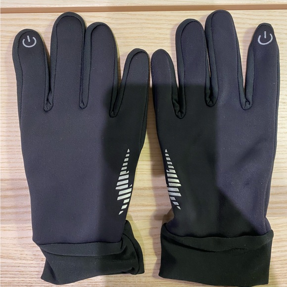 * sold * super warm black men’s gloves for using screens in the cold - Picture 2 of 7